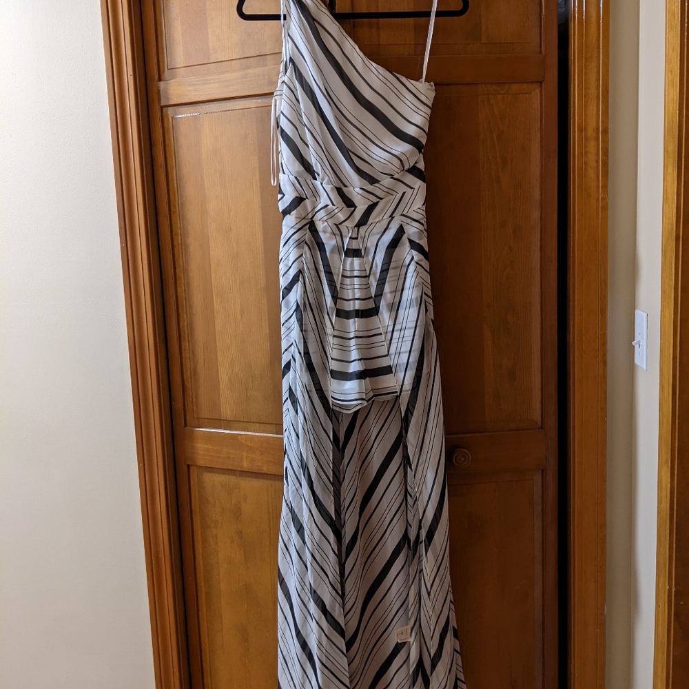 New York & Co. Romper Dress - Size 6